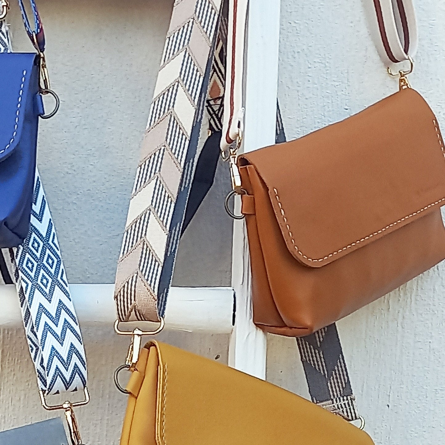 The Cross-Body Satchel - Caramel