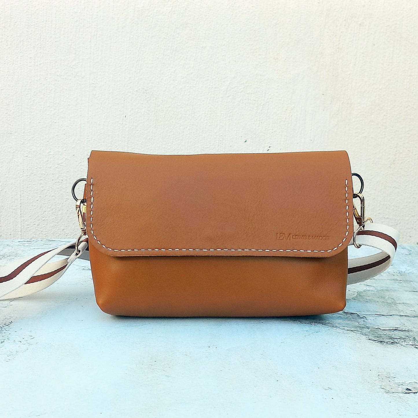 The Cross-Body Satchel - Caramel