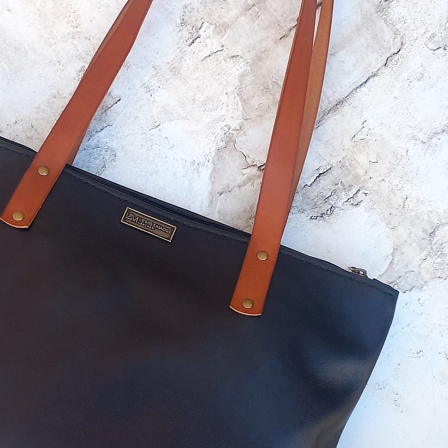 The Mia Shopper - Black