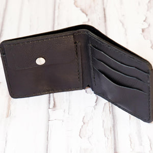 Bi Fold wallet black inside