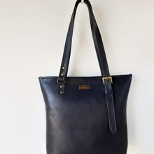 Load image into Gallery viewer, Classic Black Leather Shopper 
