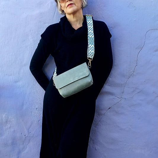 The Cross-Body Satchel - Grey