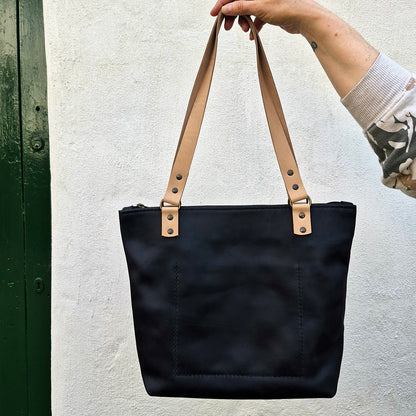 The Anna Shopper - Matt Black