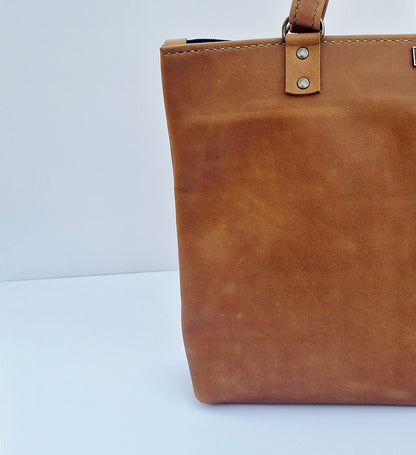 The Mia Shopper -Tan