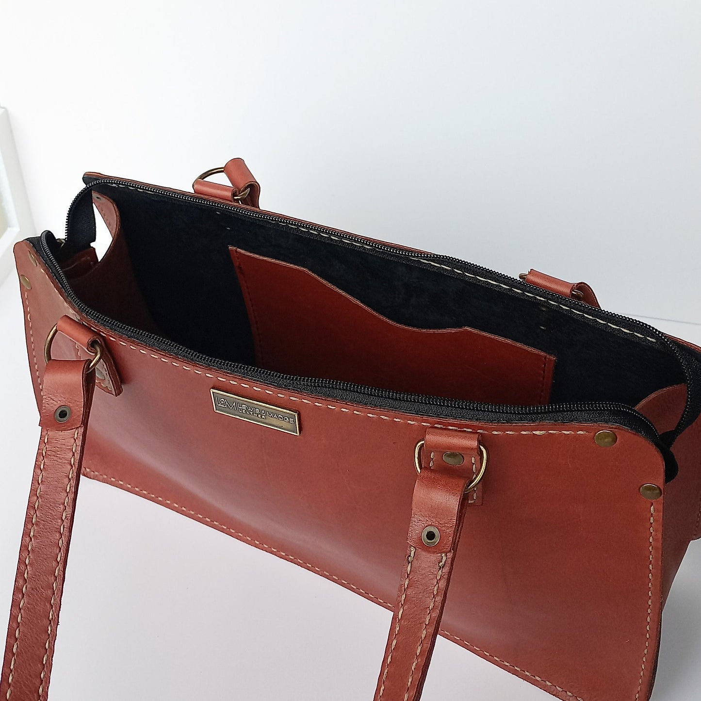 The Milla bag - Ruby Bovine