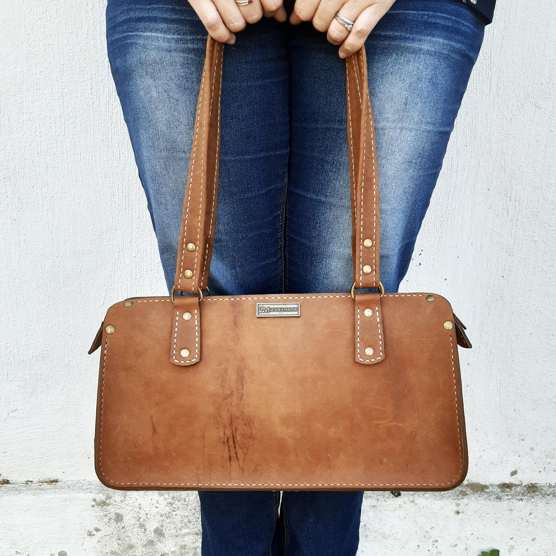 Rust leather Milla Bag front view